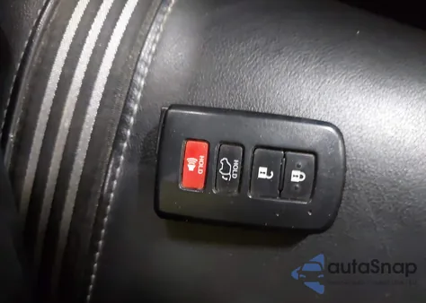 2017 Toyota Highlander Se from USA, damaged, VIN 5TDJZRFH3HS459205